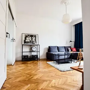 szewska-str-apartment.hotelswroclaw.com/